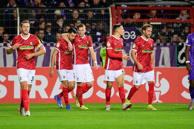 劳森17分新疆胜北控 张宁25分山西加时胜深圳